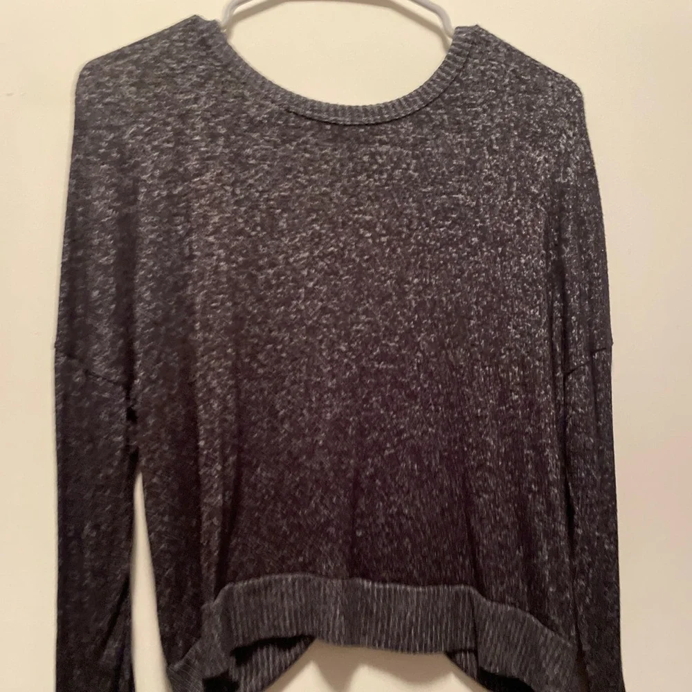 Sweater - Picture 1 of 3